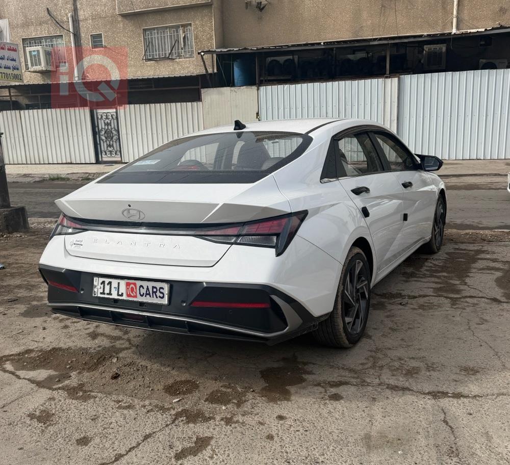 هيونداي النترا